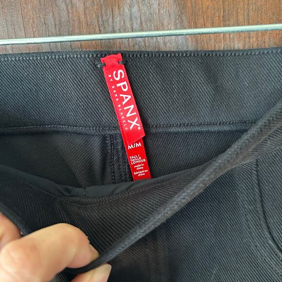 Spanx medium Black High Ankle Leggings pants Women w/ pockets - Picture 7 of 9